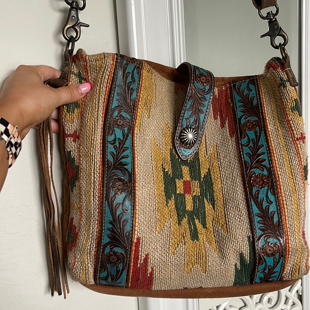 Myra Bag